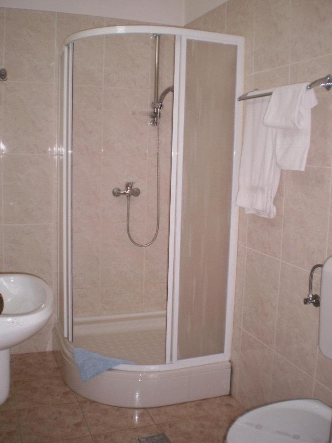 Hotel Delaf Cluj-Napoca Cameră foto